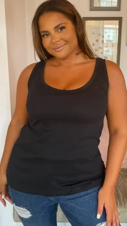 CurveWow Basic Vest Black