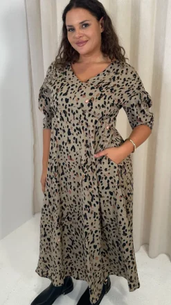 CurveWow Bow Back Dress Animal