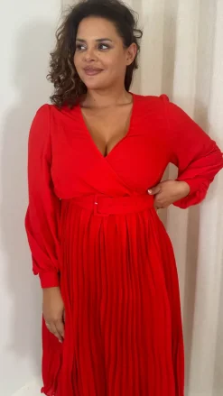 CurveWow Buckle Belt Pleated Midi Dress Red