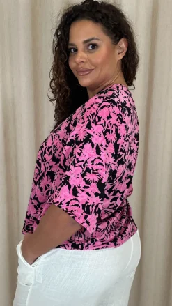 CurveWow Button Front Top Black/Pink Floral