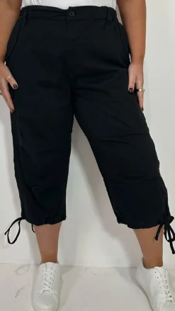 CurveWow Cargo 3/4 Drawcord Trousers Black