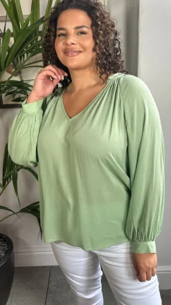 CurveWow Cheese Cloth Vneck Top Green