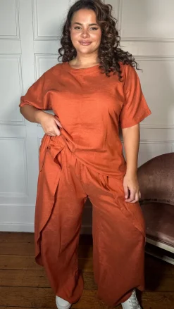 CurveWow Dip Hem Oversized Top Rust