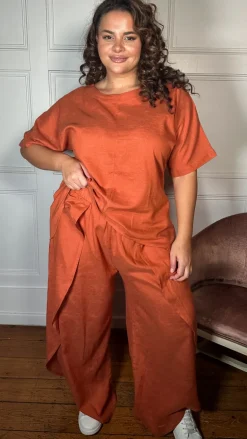 CurveWow Dip Hem Oversized Top Rust