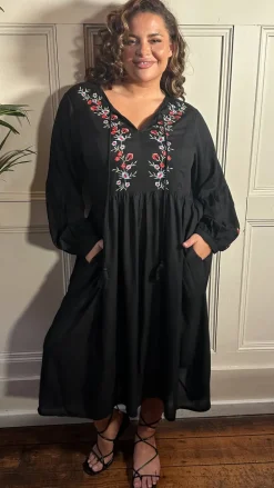 Curvewow Embroidered Tassel Tie Midi Dress Black
