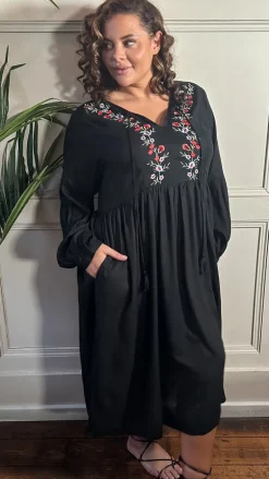 Curvewow Embroidered Tassel Tie Midi Dress Black