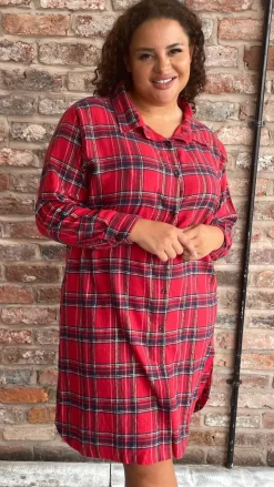 CurveWow Flannel Tartan Nightgown Red