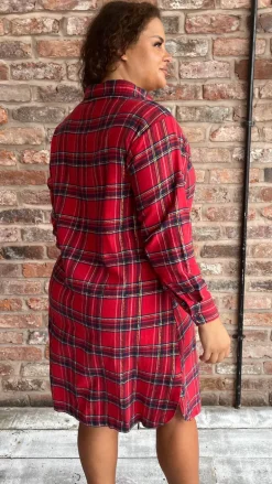 CurveWow Flannel Tartan Nightgown Red