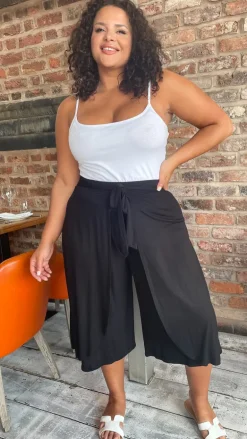 CurveWow Flippy Tie Waist Culottes Black
