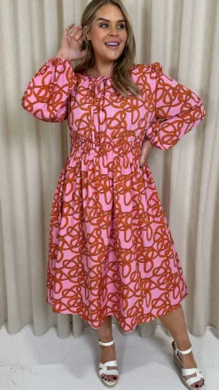 CurveWow Keyhole Front Dress Pink Chain