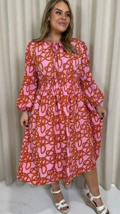 CurveWow Keyhole Front Dress Pink Chain