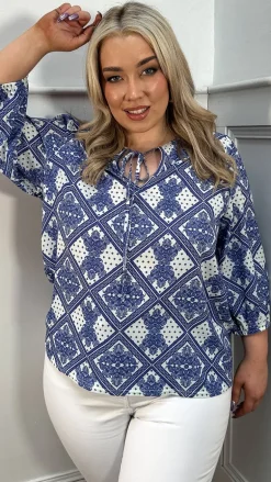 CurveWow Keyhole Tie Front Top Blue Paisley