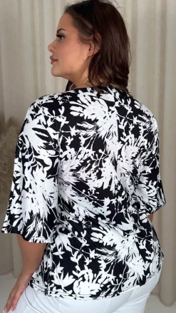 CurveWow Knot Front Drop Shoulder Tunic Top Mono Floral