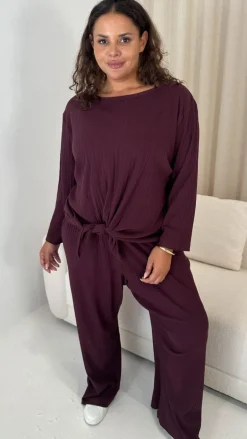 CurveWow Knot Front Lounge Set Wine