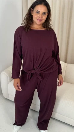 CurveWow Knot Front Lounge Set Wine