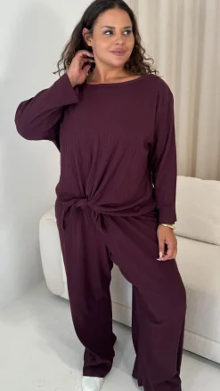 CurveWow Knot Front Lounge Set Wine