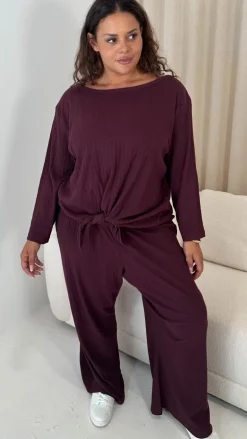 CurveWow Knot Front Lounge Set Wine