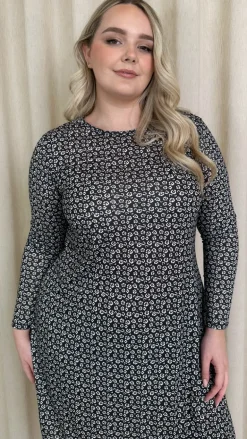 CurveWow Long Sleeve Swing Dress Mono Print