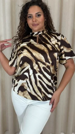 CurveWow Printed Satin Keyhole Top Animal