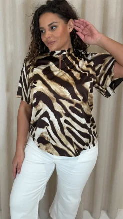 CurveWow Printed Satin Keyhole Top Animal