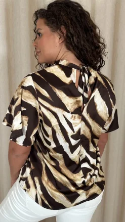 CurveWow Printed Satin Keyhole Top Animal