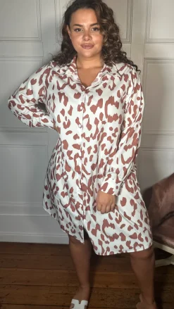 CurveWow Printed Shirt Dress White Animal