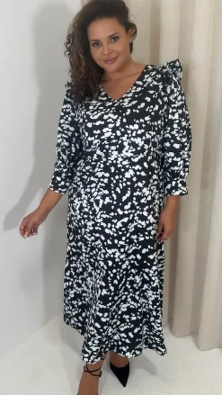 CurveWow Ruffle Shoulder V Neck Midi Dress Mono Smudge