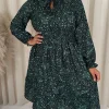 CurveWow Shirred Waist Tie Neck Dress Black & Green Ditsy