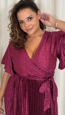 CurveWow Short Sleeve Pleated Midi Dress Wine Animal