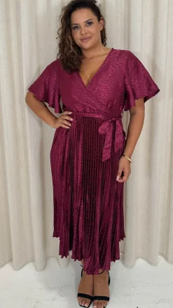 CurveWow Short Sleeve Pleated Midi Dress Wine Animal