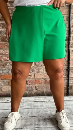 CurveWow Skuba Crepe Skort Green