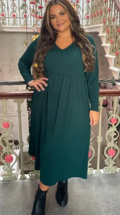 CurveWow Textured V Neck Long Sleeve Midi Dress Green