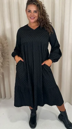CurveWow Textured V Neck Smock Dress Black