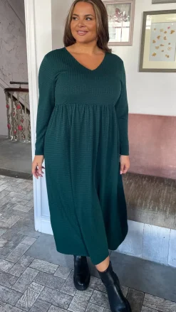 CurveWow Textured V Neck Long Sleeve Midi Dress Green