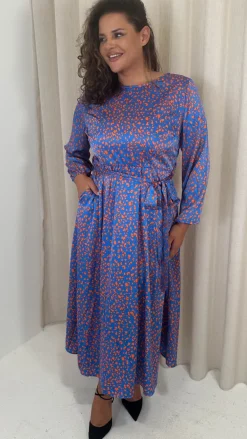 CurveWow Tie Waist Crew Neck Midi Dress Blue Animal