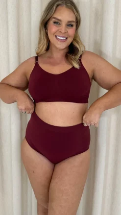 Curvy Seam Free Comfort Brief Burgundy