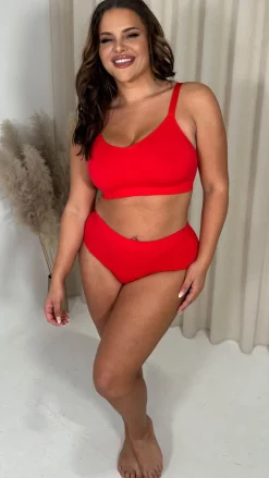 Curvy Seam Free Comfort Brief Red
