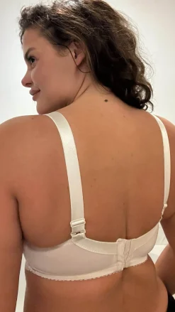 Lace Soft Cup Bra Nude